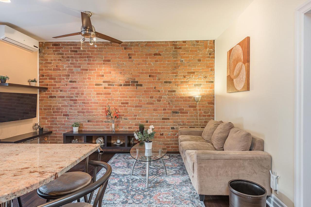 Apartment Et Studio Montreal Luaran gambar