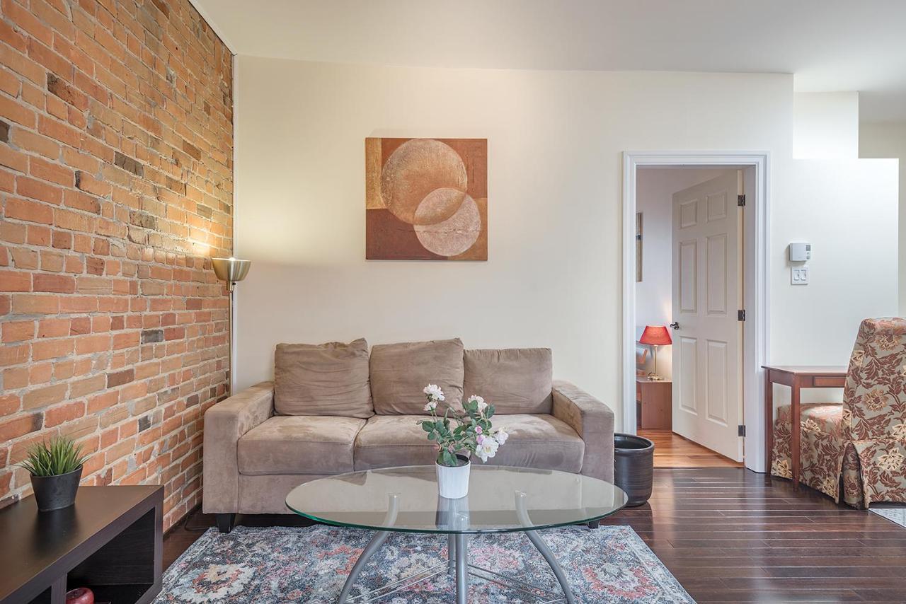 Apartment Et Studio Montreal Luaran gambar