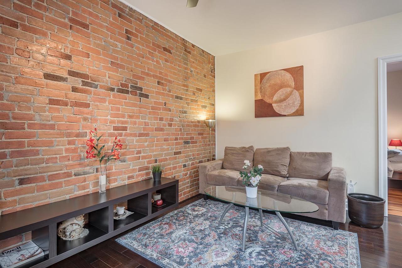 Apartment Et Studio Montreal Luaran gambar